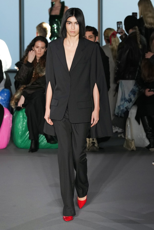 Christopher Kane jesień-zima 2023/2024