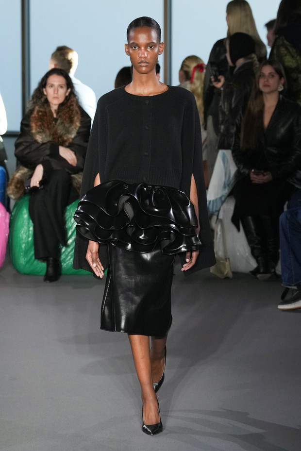 Christopher Kane jesień-zima 2023/2024