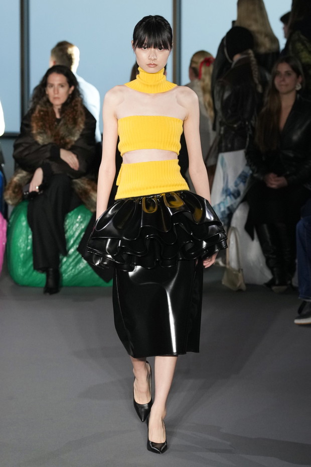 Christopher Kane jesień-zima 2023/2024