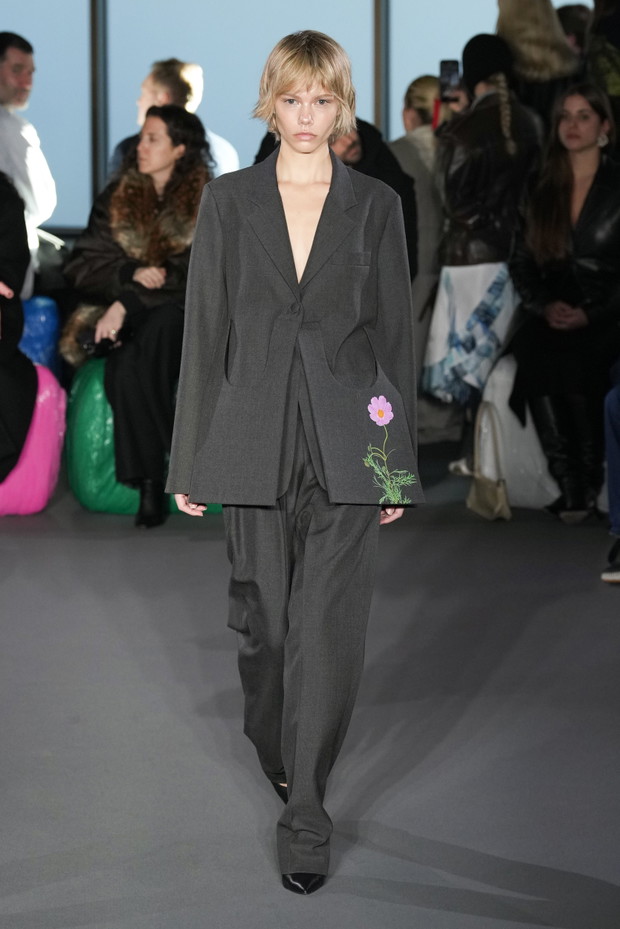Christopher Kane jesień-zima 2023/2024