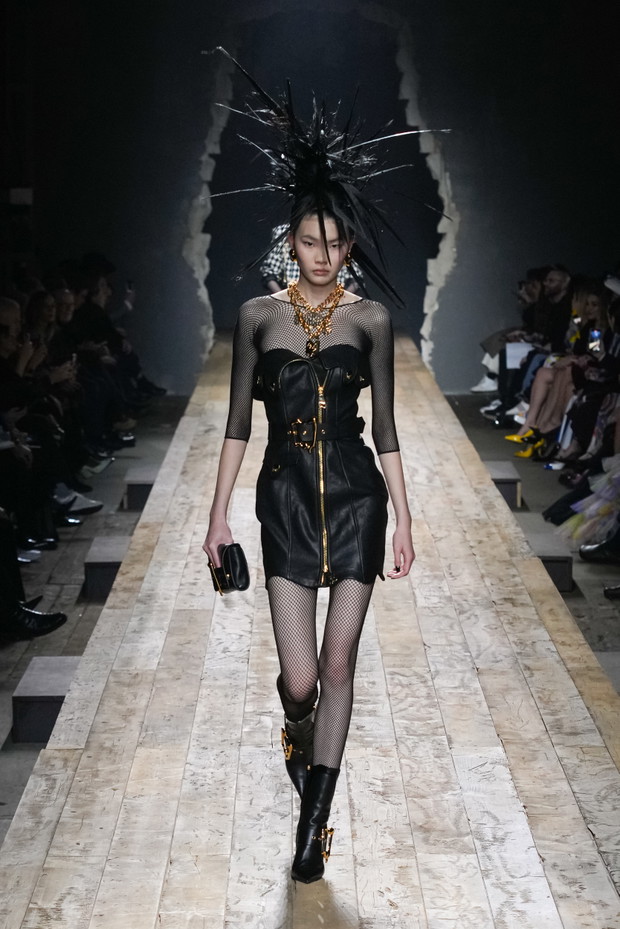 Moschino jesień-zima 2023/2024