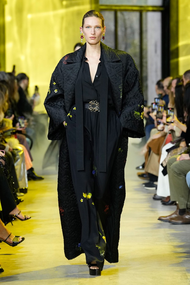 Elie Saab jesień-zima 2023/2024