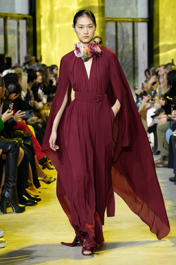 Elie Saab jesień-zima 2023/2024