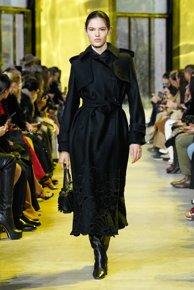 Elie Saab jesień-zima 2023/2024