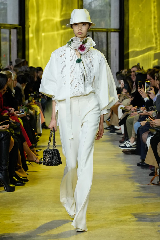 Elie Saab jesień-zima 2023/2024