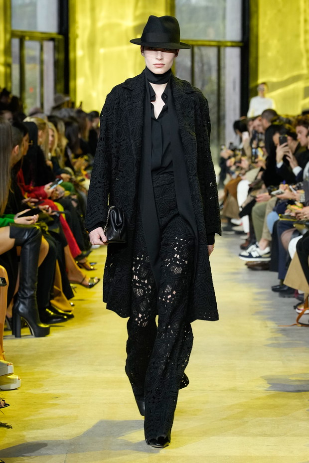 Elie Saab jesień-zima 2023/2024