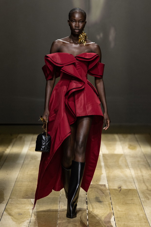 Alexander McQueen jesień-zima 2023/2024