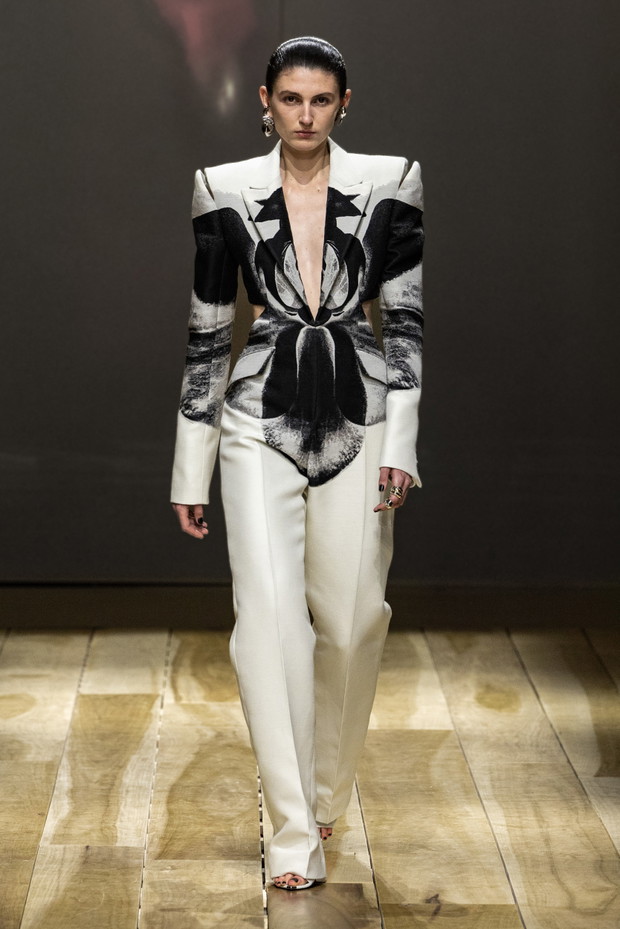 Alexander McQueen jesień-zima 2023/2024