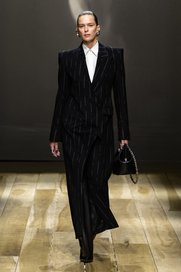 Alexander McQueen jesień-zima 2023/2024