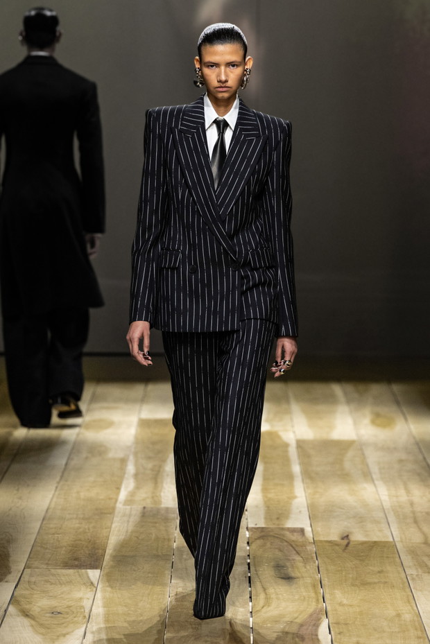 Alexander McQueen jesień-zima 2023/2024