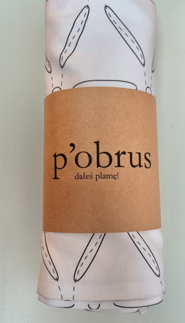 Wyróżnienie specjalne: „P’obrus”- projekt autorstwa Aleksandry Brejwo.