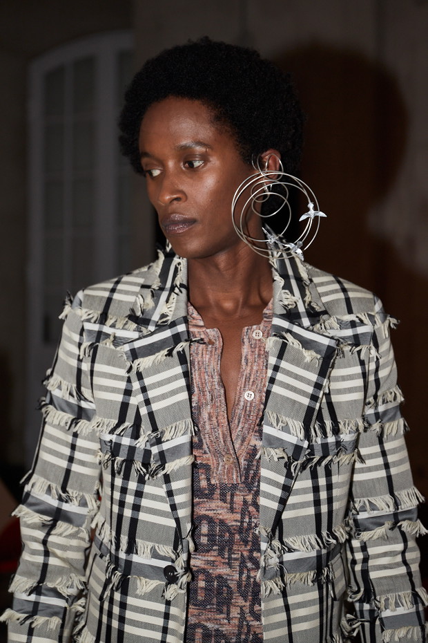 Backstage pokazu Henrik Vibskov SS24