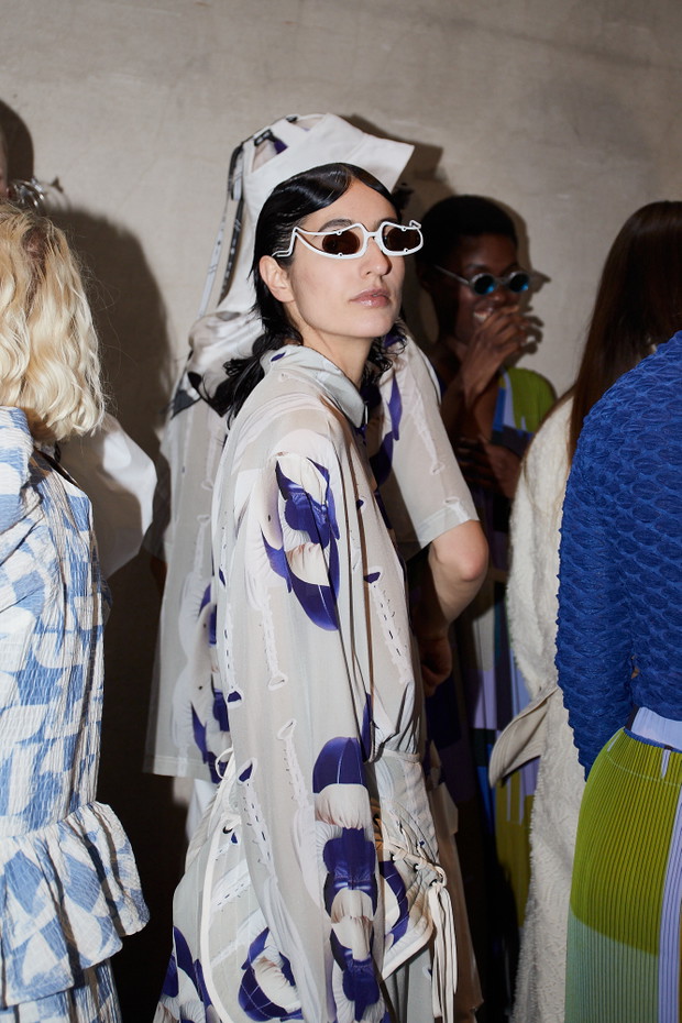 Backstage pokazu Henrik Vibskov SS24