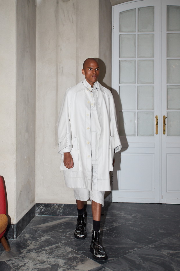 Backstage pokazu Henrik Vibskov SS24