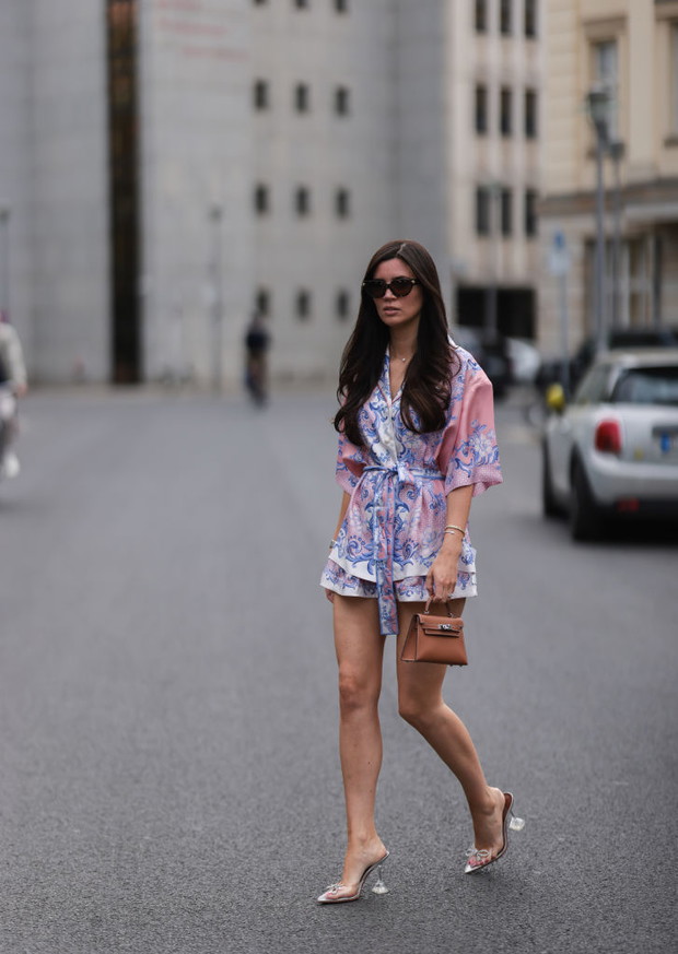 Naked shoes