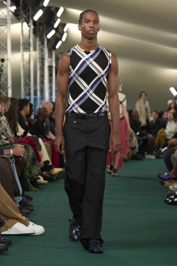 Burberry wiiosna-lato 2024