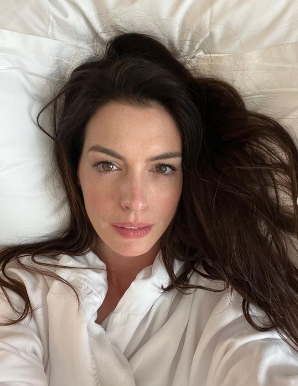 Instagram/Anne Hathaway