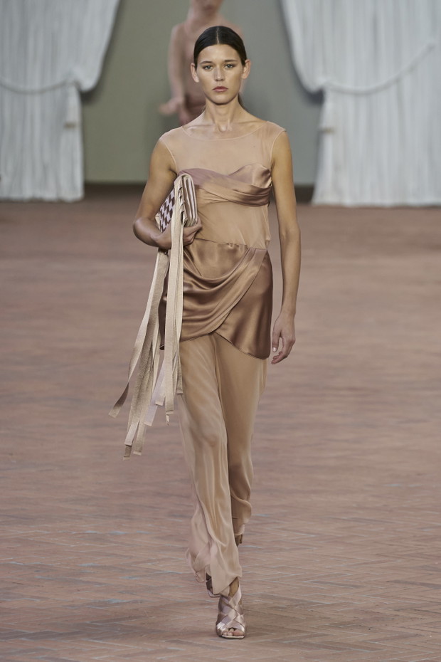 Alberta Ferretti wiosna-lato 2024