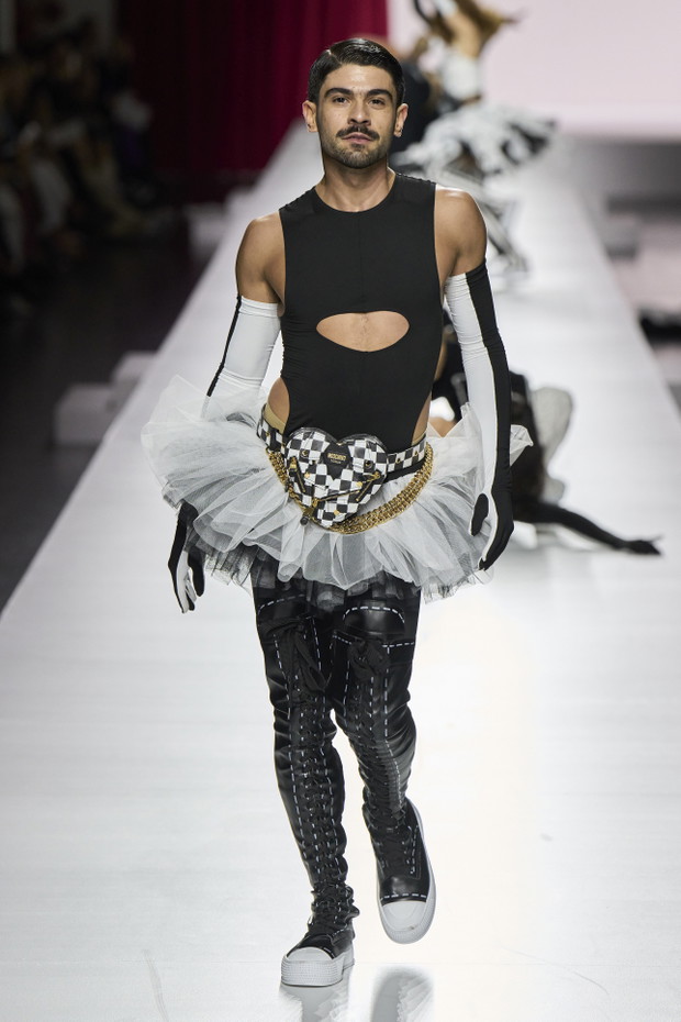 Moschino wiosna-lato 2024