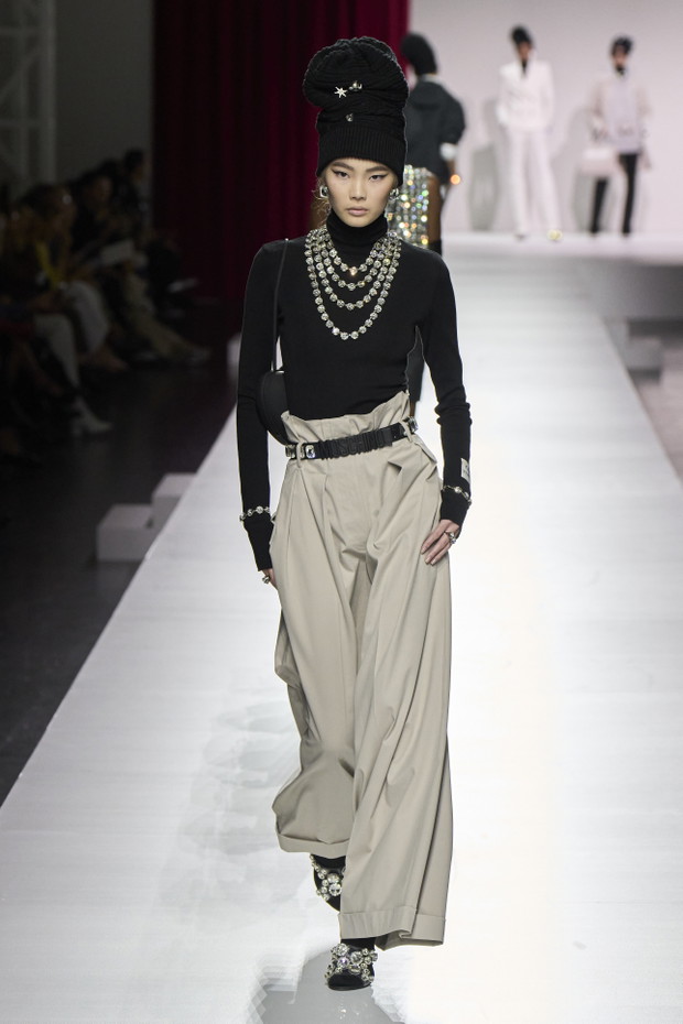 Moschino wiosna-lato 2024