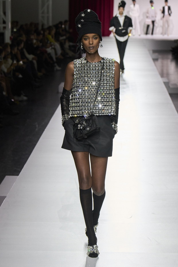 Moschino wiosna-lato 2024