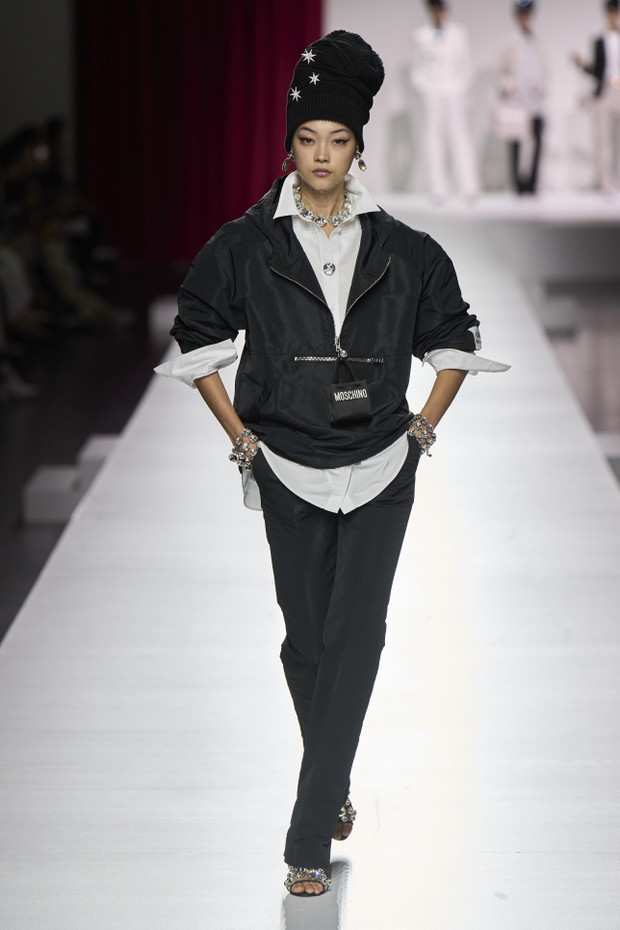 Moschino wiosna-lato 2024