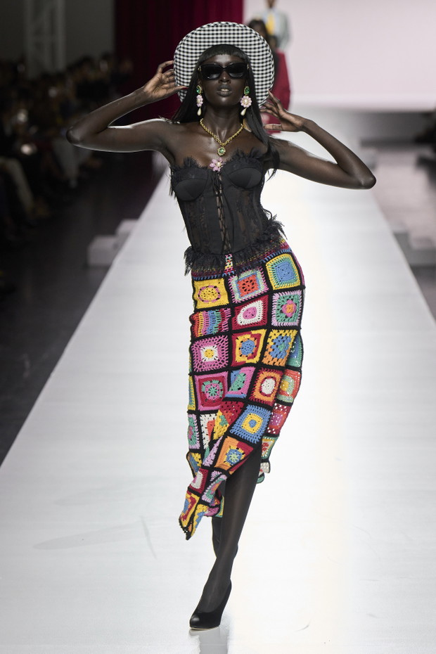 Moschino wiosna-lato 2024