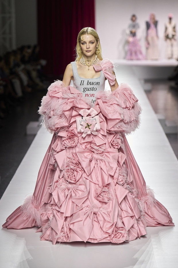 Moschino wiosna-lato 2024