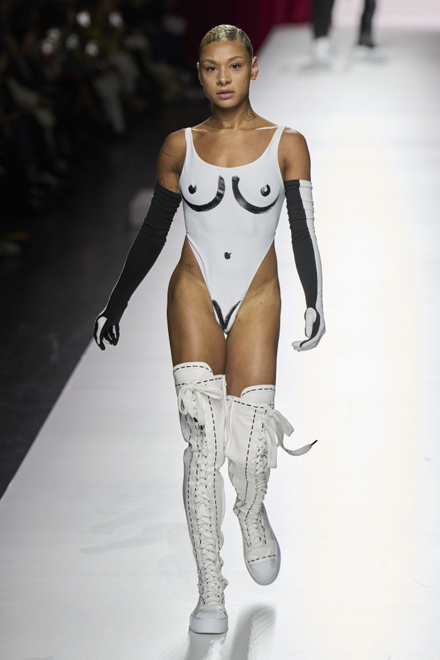 Moschino wiosna-lato 2024