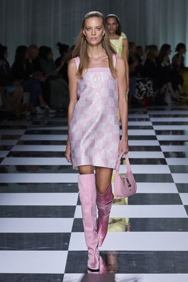 Versace wiosna-lato 2024
