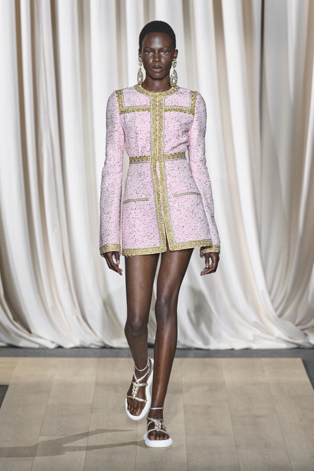 Giambattista Valli wiosna-lato 2024