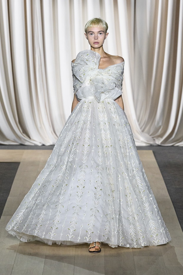 Giambattista Valli wiosna-lato 2024