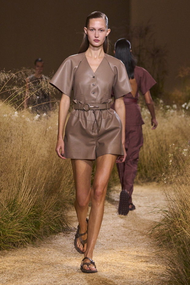Hermès wiosna-lato 2024. Ciepły wiatr