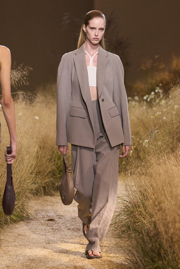 Hermès wiosna-lato 2024. Ciepły wiatr