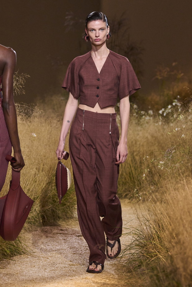 Hermès wiosna-lato 2024. Ciepły wiatr