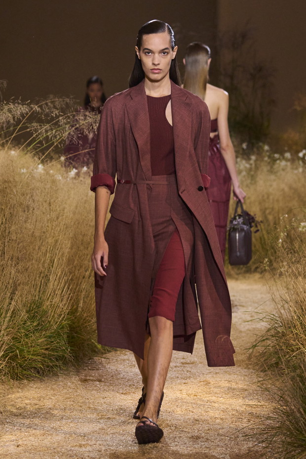 Hermès wiosna-lato 2024. Ciepły wiatr