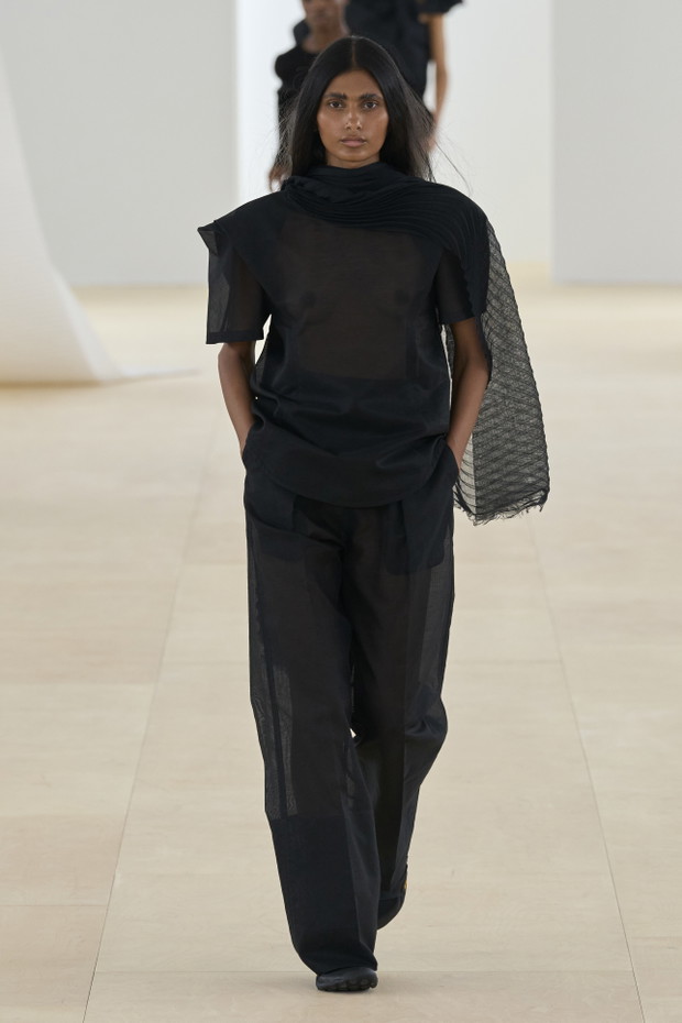 Issey Miyake wiosna-lato 2024