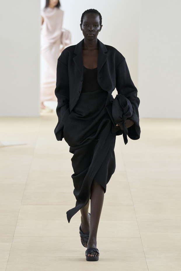 Issey Miyake wiosna-lato 2024