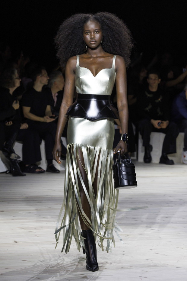 Alexander McQueen wiosna-lato 2024