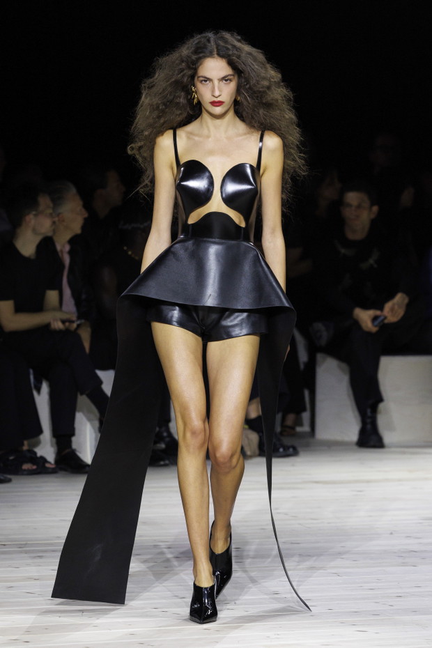 Alexander McQueen wiosna-lato 2024