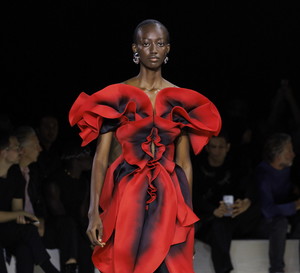 Alexander McQueen wiosna-lato 2024