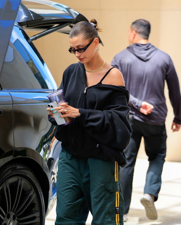 Hailey Bieber