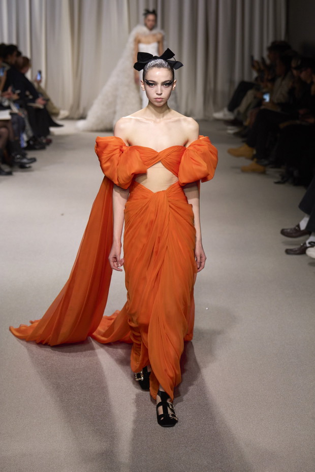 Giambattista Valli haute couture wiosna-lato 2024