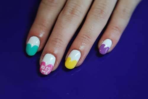 Manicure DIY na Walentynki: inspiracje z blogów