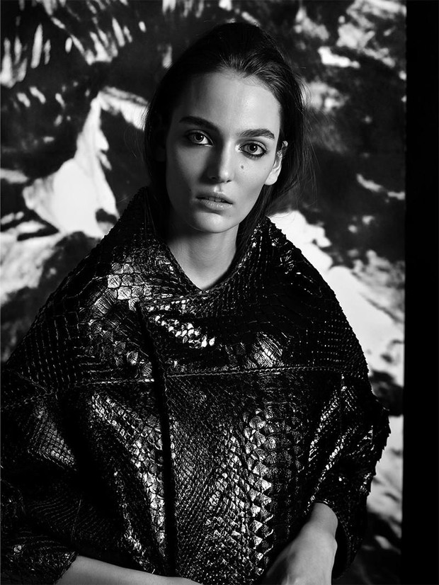 Zuzanna Bijoch w Intermission Magazine, fot. Patrik Sehlstedt