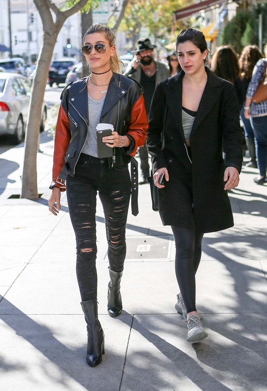 Hailey Baldwin podpisała kontrakt z IMG Models