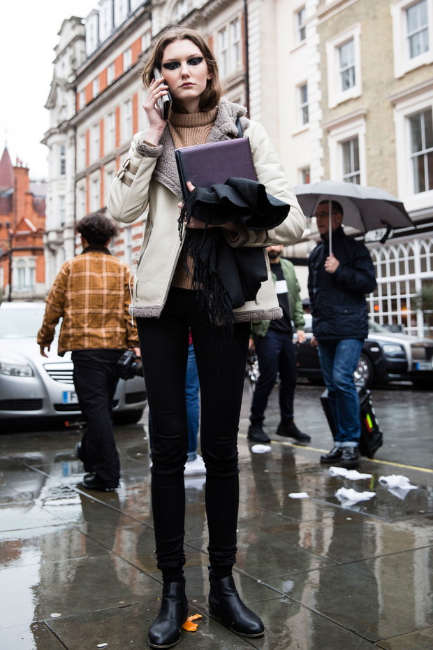 Street fashion: modelki off duty na London Fashion Week j-z 2016/2017
