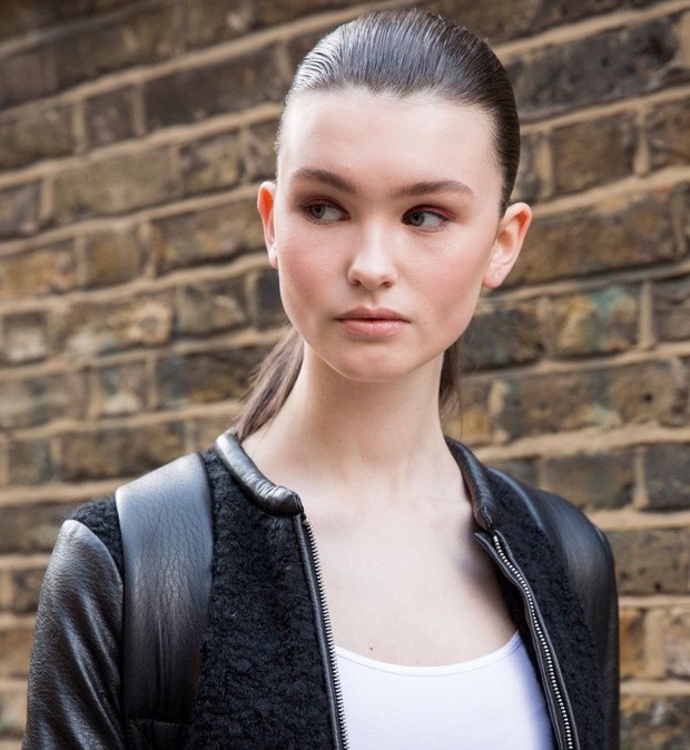 Street fashion: modelki off duty na London Fashion Week j-z 2016/2017