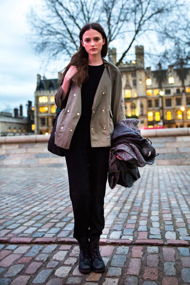 Street fashion: modelki off duty na London Fashion Week j-z 2016/2017