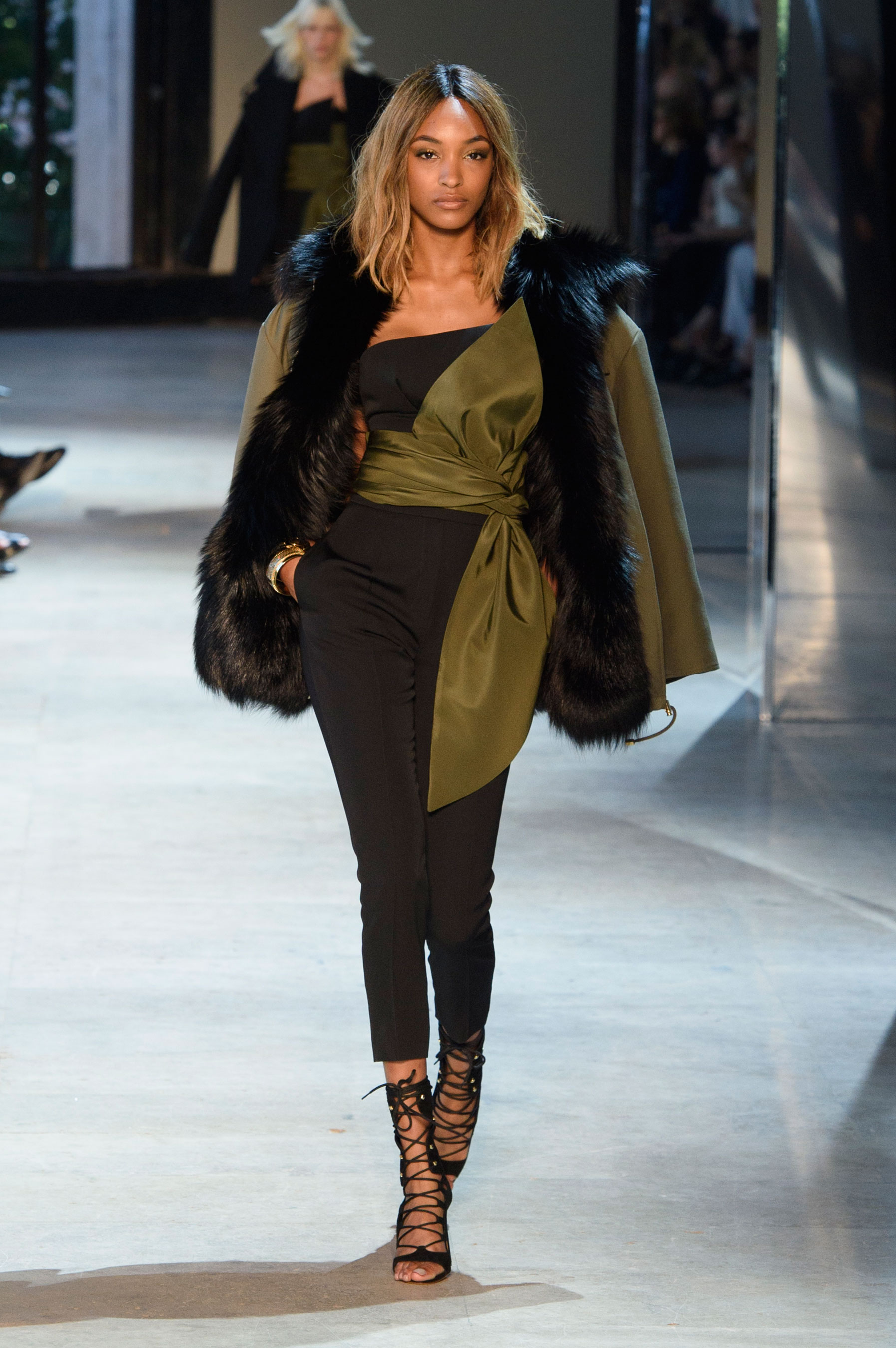 Alexandre Vauthier haute couture jesień-zima 2016/2017, fot. Imaxtree